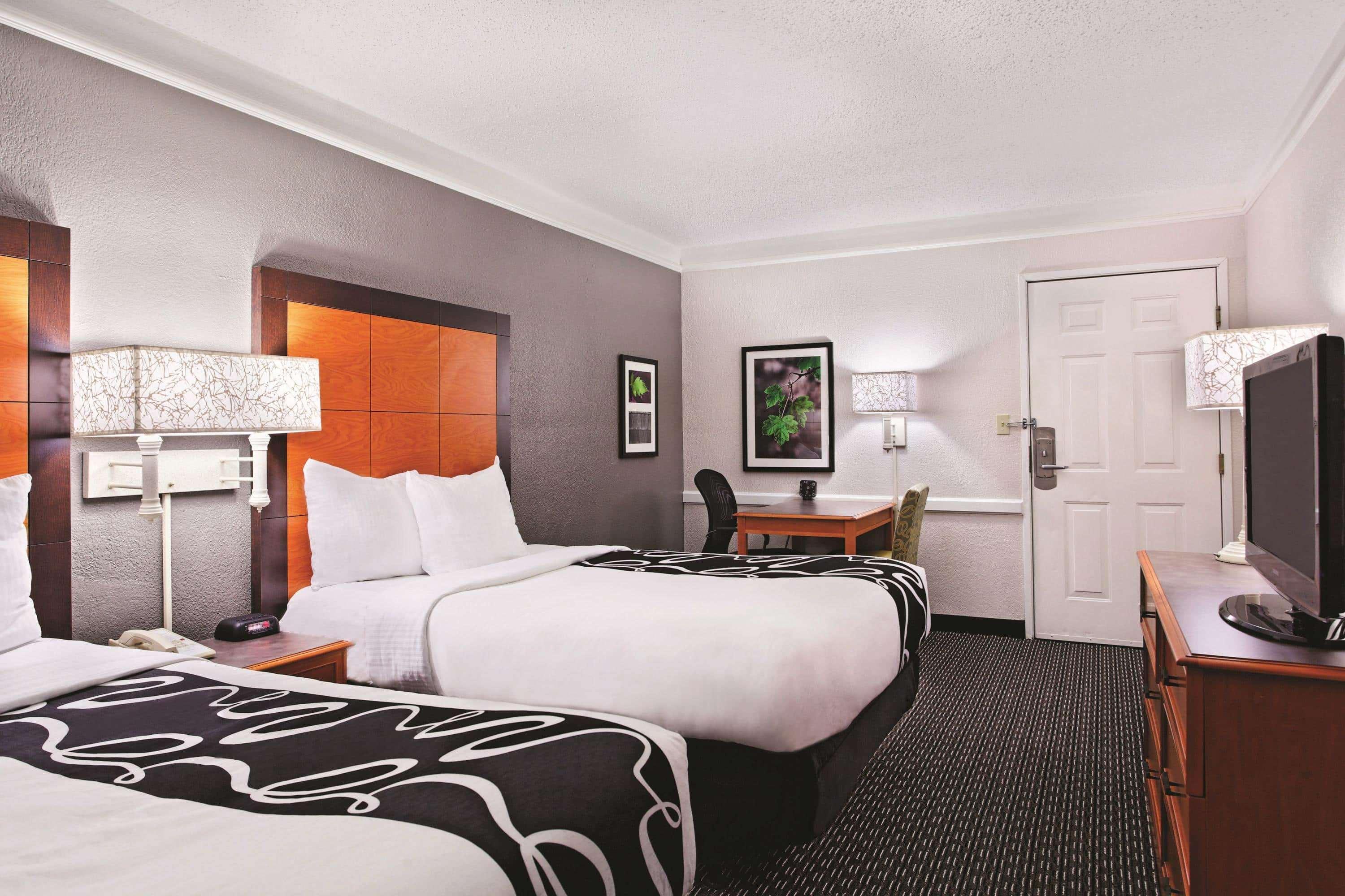 La Quinta Inn By Wyndham Champaign Exterior foto