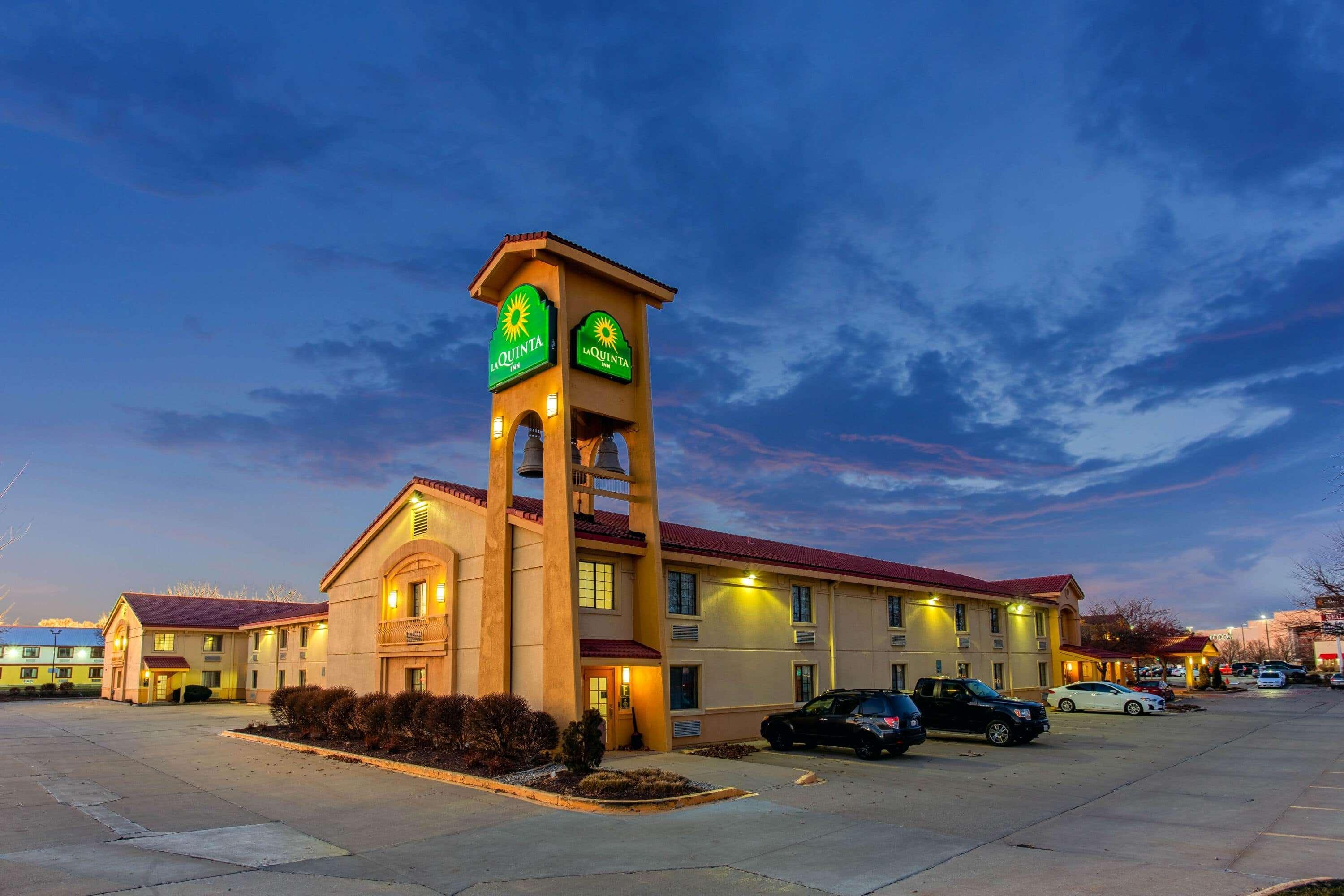 La Quinta Inn By Wyndham Champaign Exterior foto